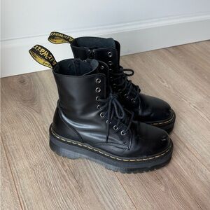 Dr. Martens JADON BOOT SMOOTH LEATHER PLATFORMS